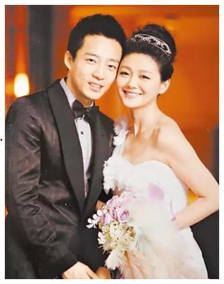 明星姐弟婚姻,跨越年龄界限的浪漫婚姻故事