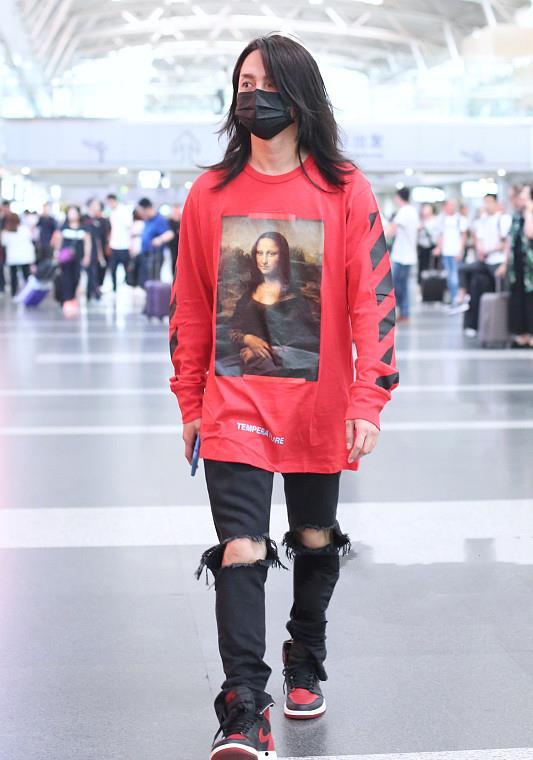 明星穿aj搭配,AJ鞋履搭配演绎时尚潮流